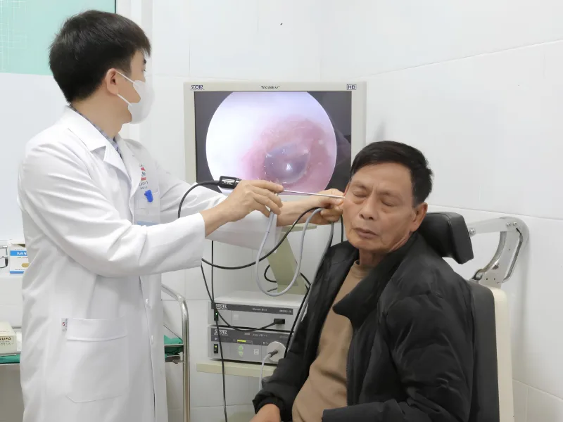 Tuổi tác và giảm thính lực