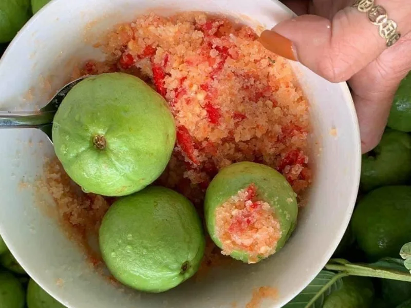Không chấm quá nhiều muối đường